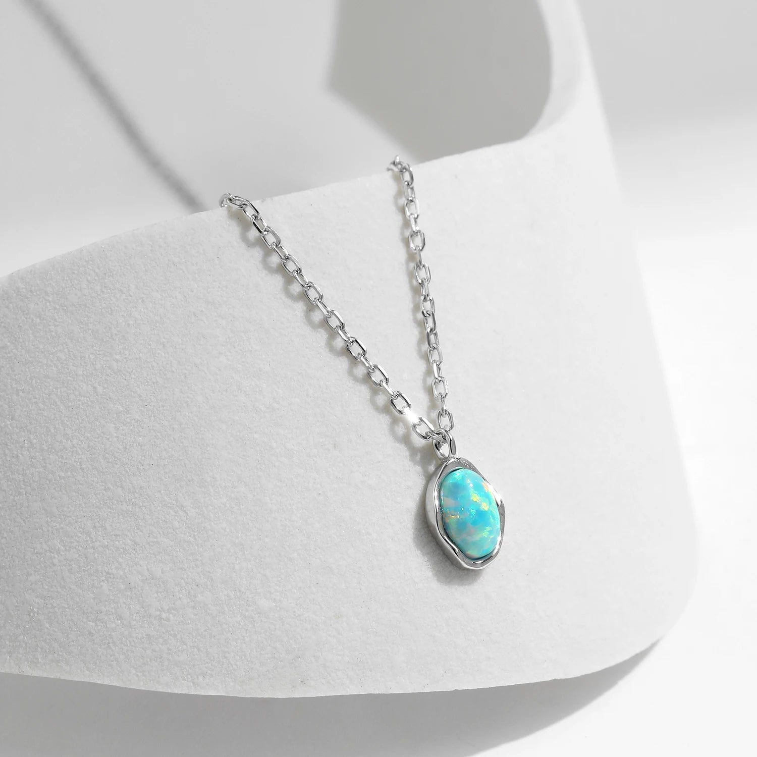 Vintage Irregular Wave Opal Solitaire Pendant Necklace